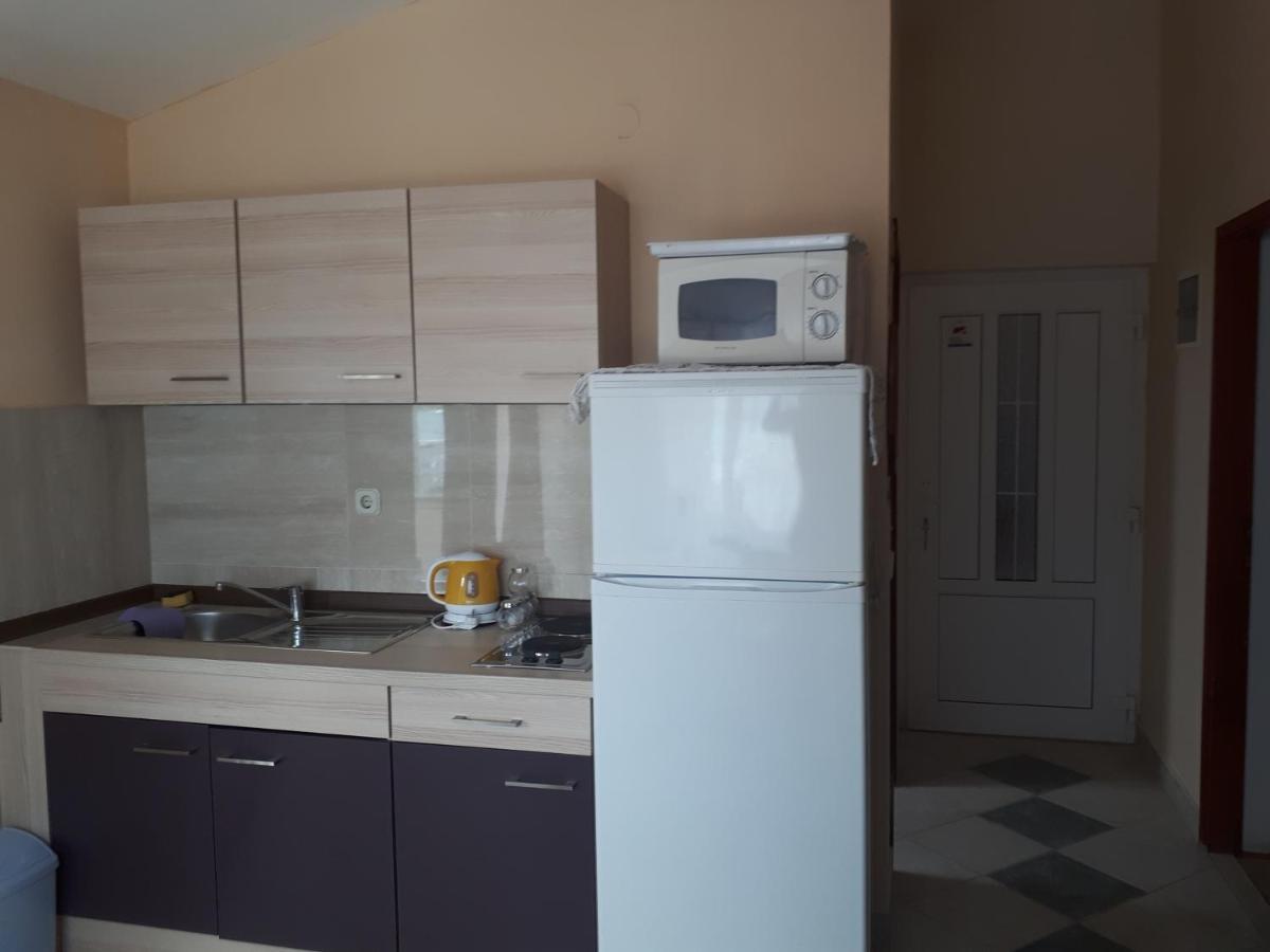 Apartments By The Sea Nin, Zadar - 15842 ภายนอก รูปภาพ